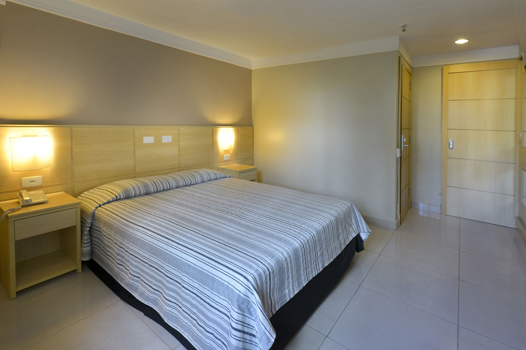 Hotel Atlantico Copacabana Рио де Жанейро Екстериор снимка