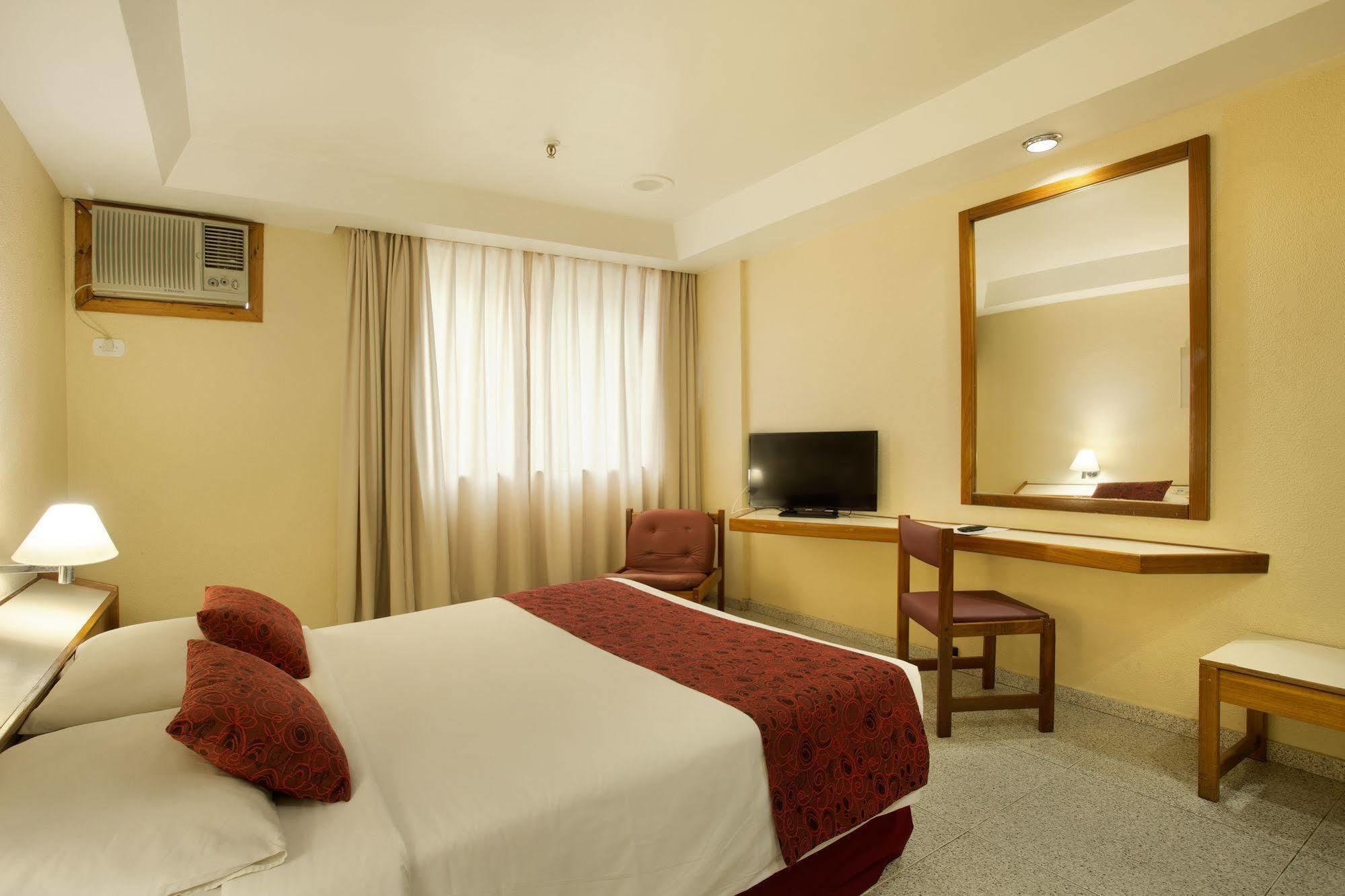 Hotel Atlantico Copacabana Рио де Жанейро Екстериор снимка